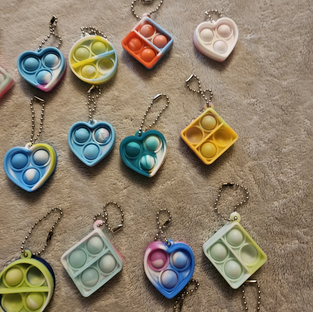 Fidget Keychains - Picture 2 of 3